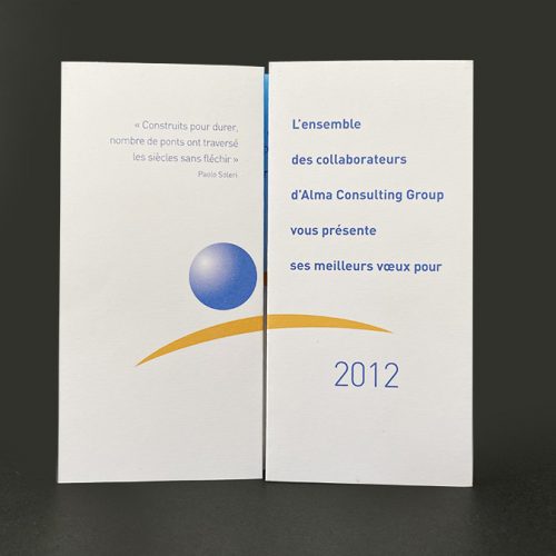 Création de cartes de voeux papier sur-mesure créative avec découpe et pliage original