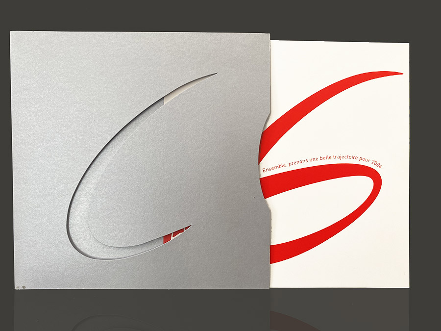 Carte-de-voeux-Circular Création de cartes de voeux papier sur-mesure avec une fabrication de qualité